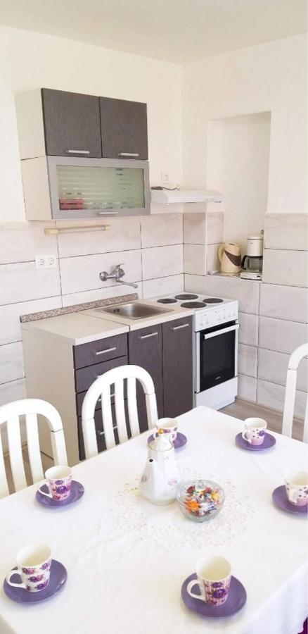 Apartmani Cagalj 特罗吉尔 外观 照片